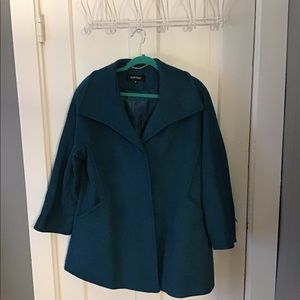 Classy wool Ellen Tracy coat, excellent co…